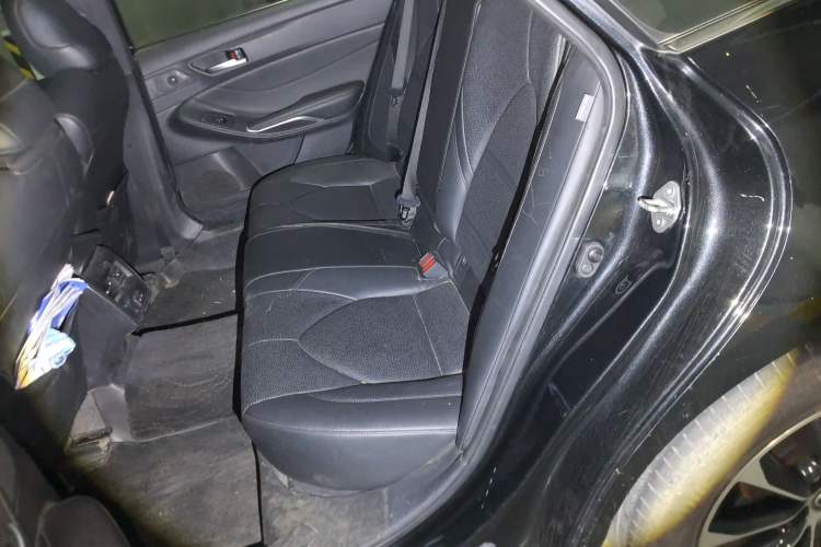 Used Toyota Avalon 2022 2.0L Luxury Edition Left Rear Seat