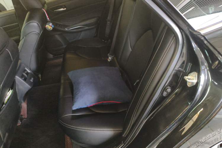 Used Toyota Avalon 2022 2.0L Ambition Edition Left Rear Seat