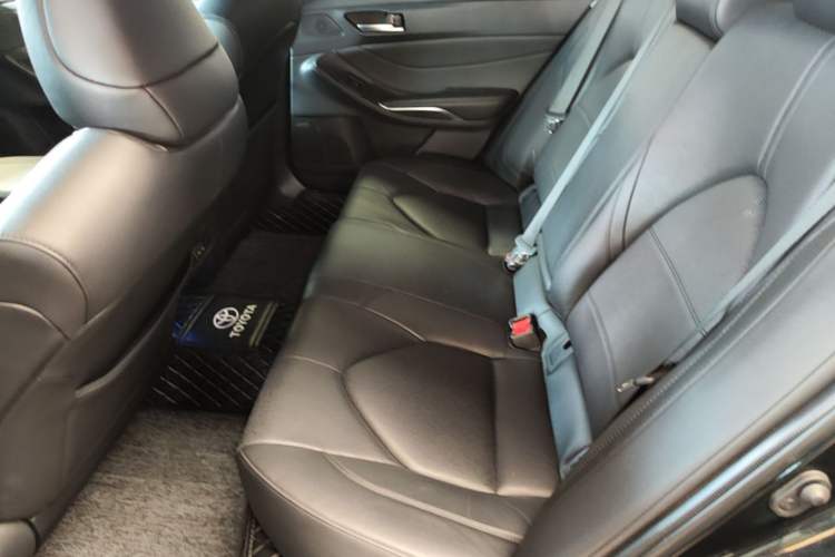 Used Toyota Avalon 2022 2.0L Luxury Edition Left Rear Seat