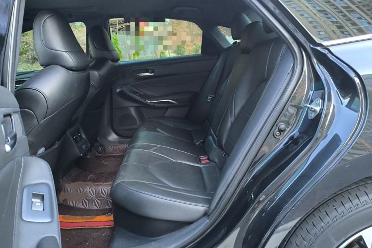 Used Toyota Avalon 2022 Dual-Engine 2.5L Luxury Edition Left Rear Seat