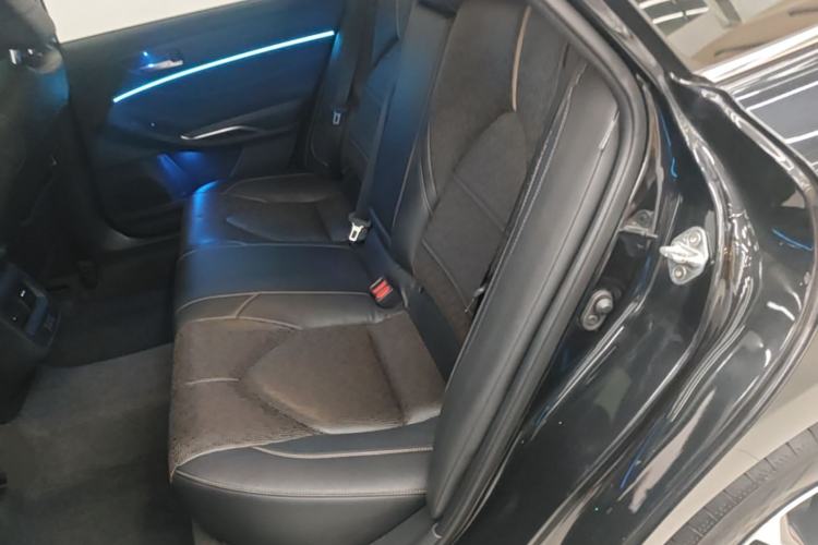 Used Toyota Avalon 2022 2.5L Luxury Edition Left Rear Seat