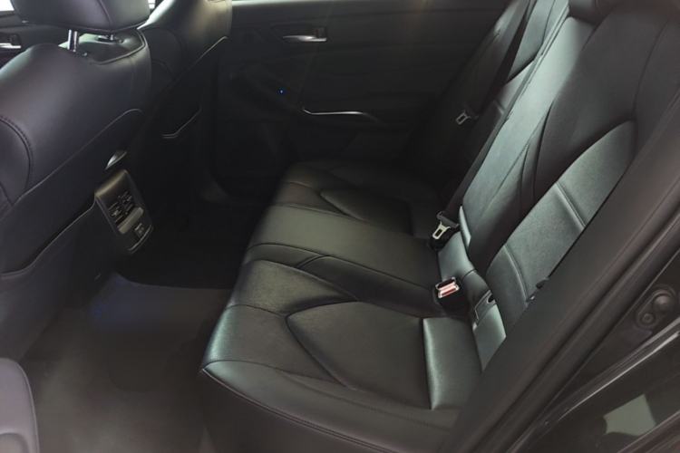 Used Toyota Avalon 2022 2.0L Luxury Edition Left Rear Seat