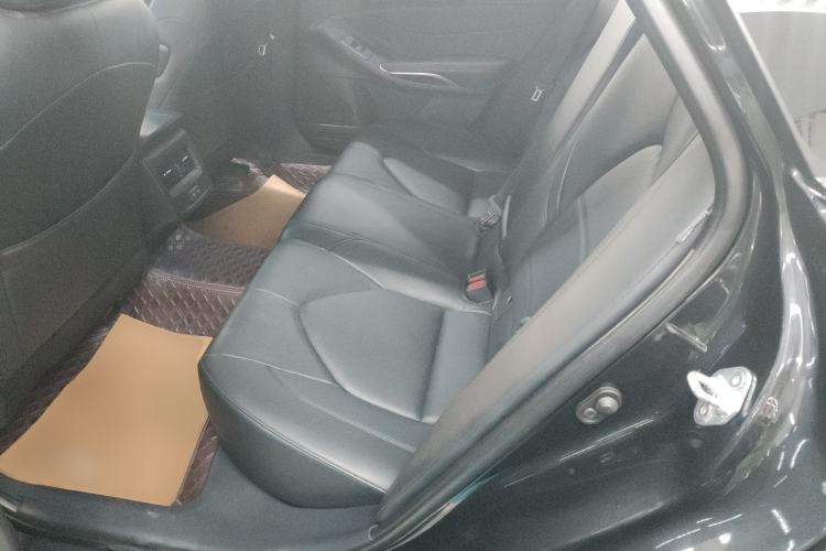 Used Toyota Avalon 2022 2.0L Luxury Edition Left Rear Seat