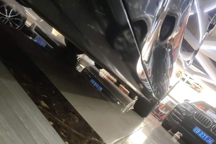 Used Toyota Avalon 2022 Dual-Engine 2.5L Luxury Edition Left Side Sill