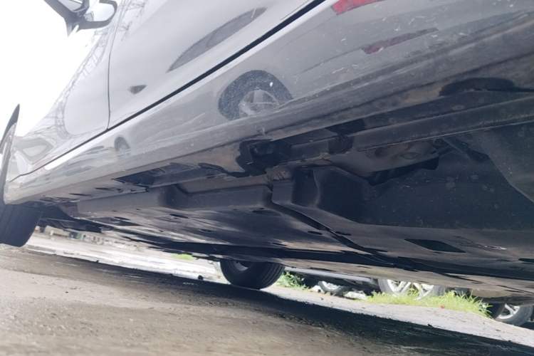 Used Toyota Avalon 2022 2.0L Ambition Edition Left Side Sill