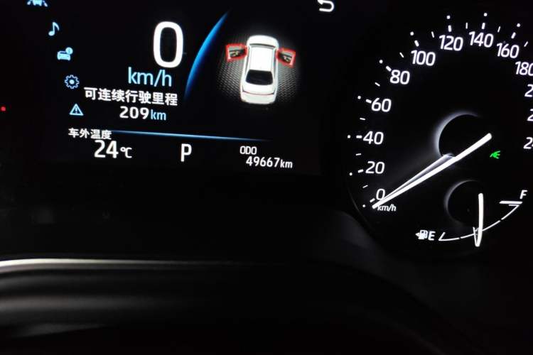 Used Toyota Avalon 2022 2.5L Luxury Edition Odometer Close Up