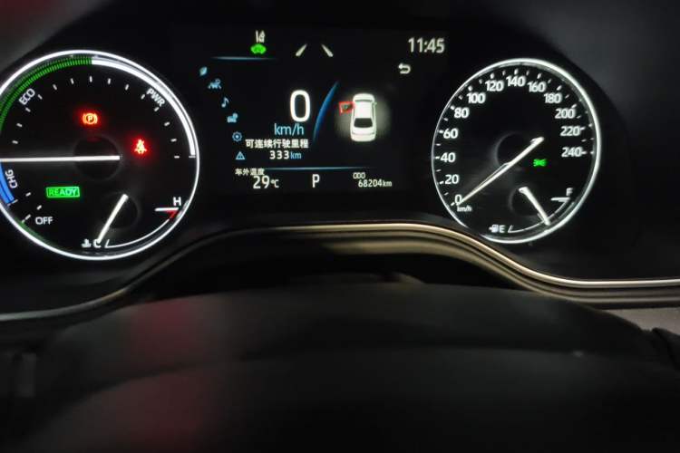 Used Toyota Avalon 2022 Dual-Engine 2.5L Luxury Edition Odometer Close Up