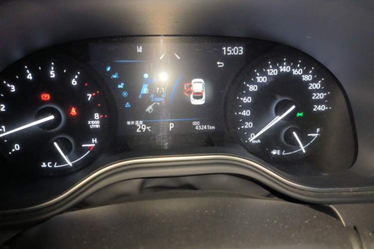 Used Toyota Avalon 2022 2.0L Ambition Edition Odometer Close Up