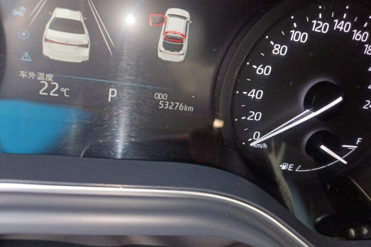 Used Toyota Avalon 2022 2.0L Luxury Edition Odometer Close Up