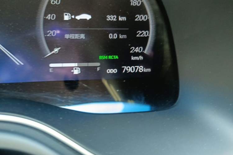 Used Toyota Avalon 2022 2.0L XLE Premium Edition Odometer Close Up