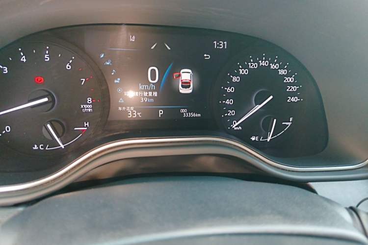Used Toyota Avalon 2022 2.0L Luxury Edition Odometer Close Up