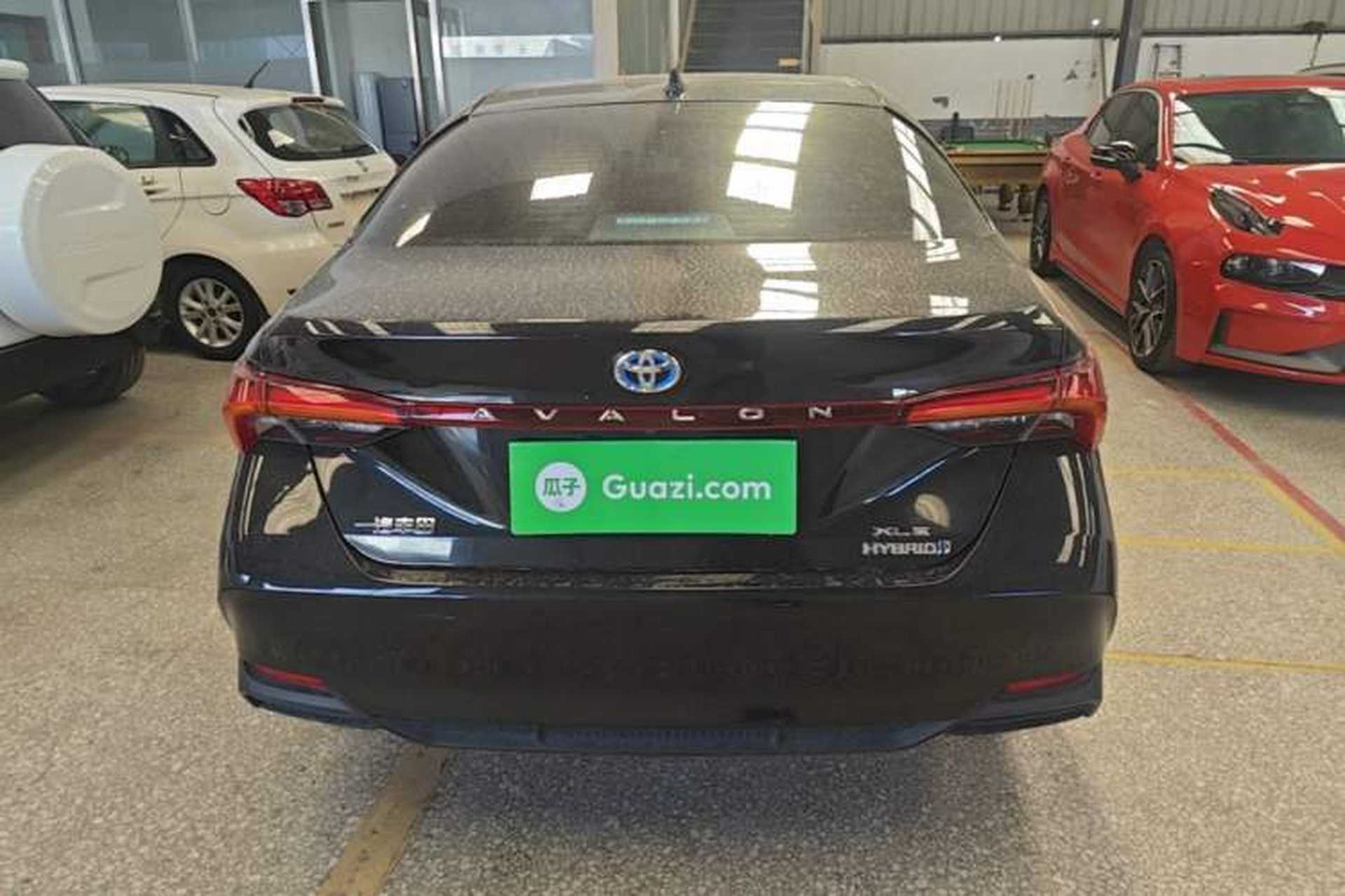 Used Toyota Avalon 2022 Dual-Engine 2.5L XLE Premium Edition Rear
