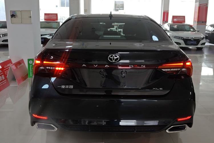 Used Toyota Avalon 2022 2.0L XLE Premium Edition Rear