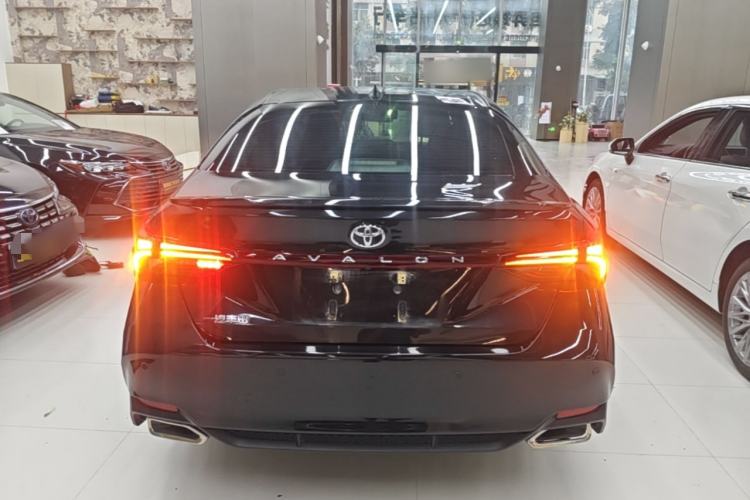 Used Toyota Avalon 2022 2.5L Luxury Edition Rear