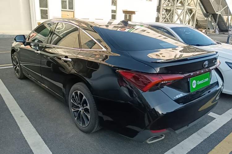Used Toyota Avalon 2022 2.5L Luxury Edition Rear Left 45 Deg