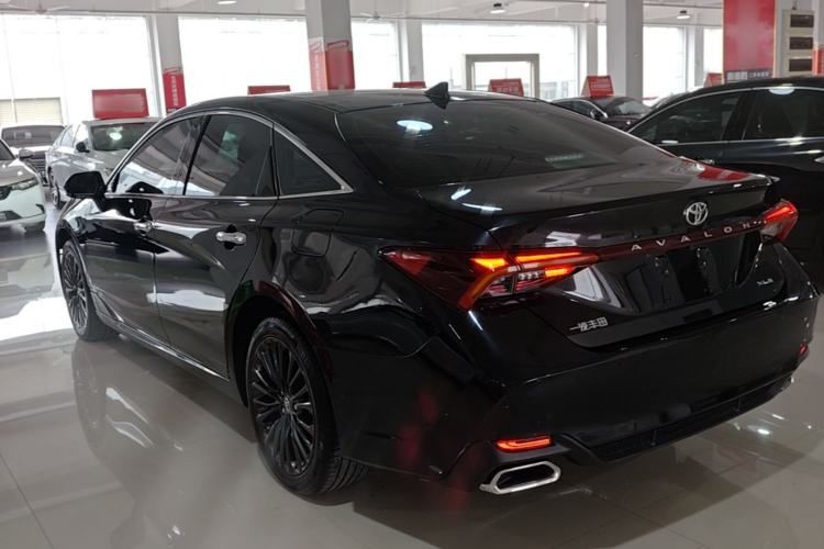 Used Toyota Avalon 2022 2.0L XLE Premium Edition Rear Left 45 Deg