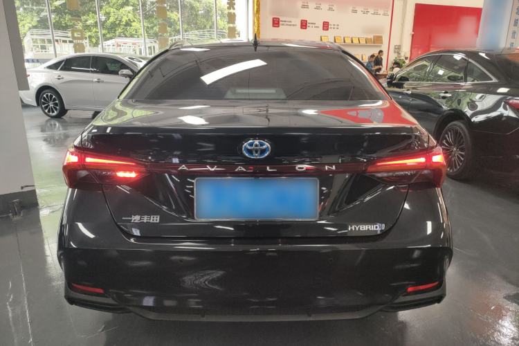 Used Toyota Avalon 2022 Dual-Engine 2.5L Luxury Edition Rear