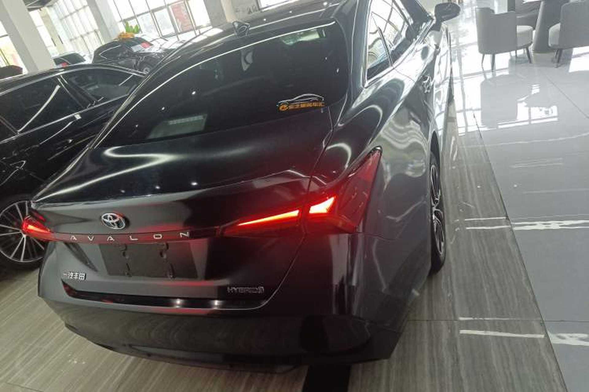 Used Toyota Avalon 2022 Dual-Engine 2.5L Luxury Edition Rear