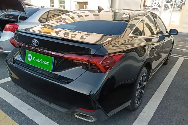 Used Toyota Avalon 2022 2.5L Luxury Edition Rear Right 45 Deg