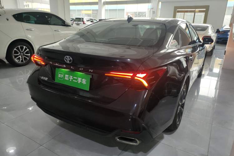 Used Toyota Avalon 2022 2.0L Luxury Edition Rear Right 45 Deg