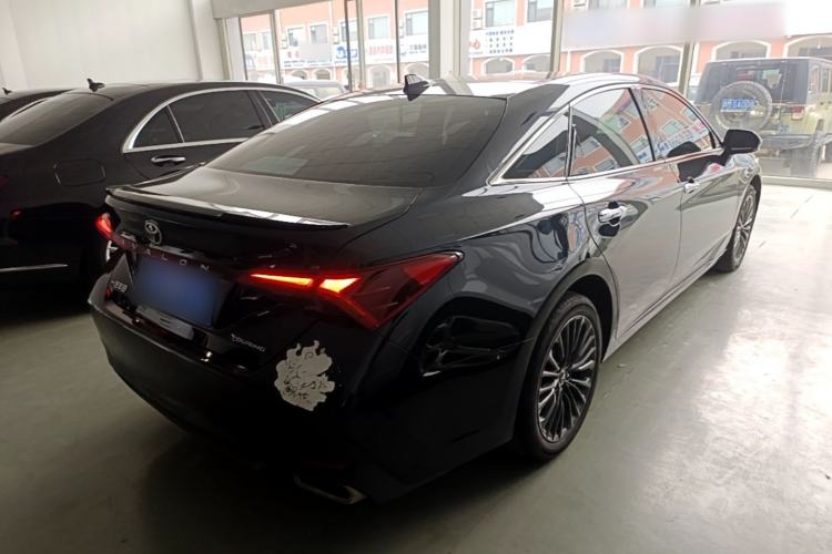 Used Toyota Avalon 2022 2.5L Touring Premium Edition Rear Right 45 Deg