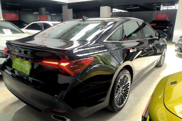 Used Toyota Avalon 2022 2.5L Luxury Edition Rear Right 45 Deg