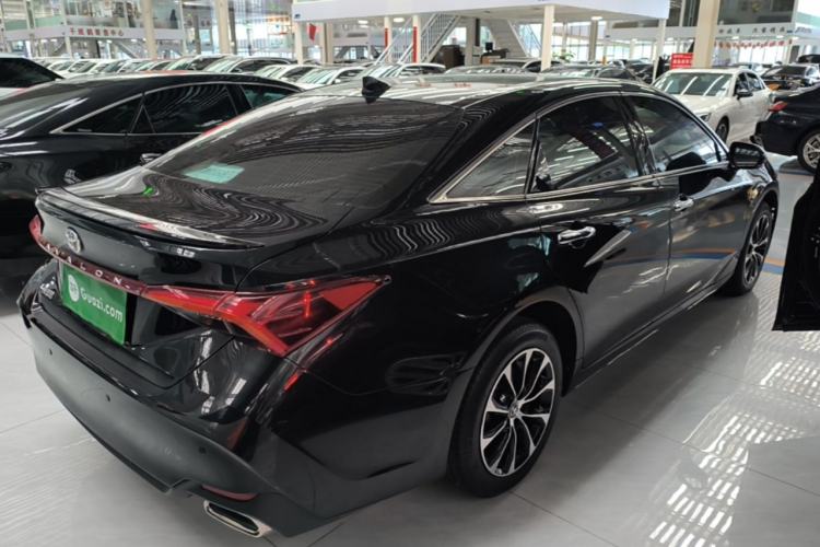 Used Toyota Avalon 2022 2.5L Luxury Edition Rear Right 45 Deg