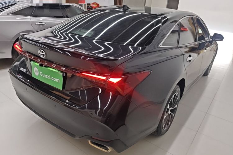 Used Toyota Avalon 2022 2.5L Luxury Edition Rear Right 45 Deg