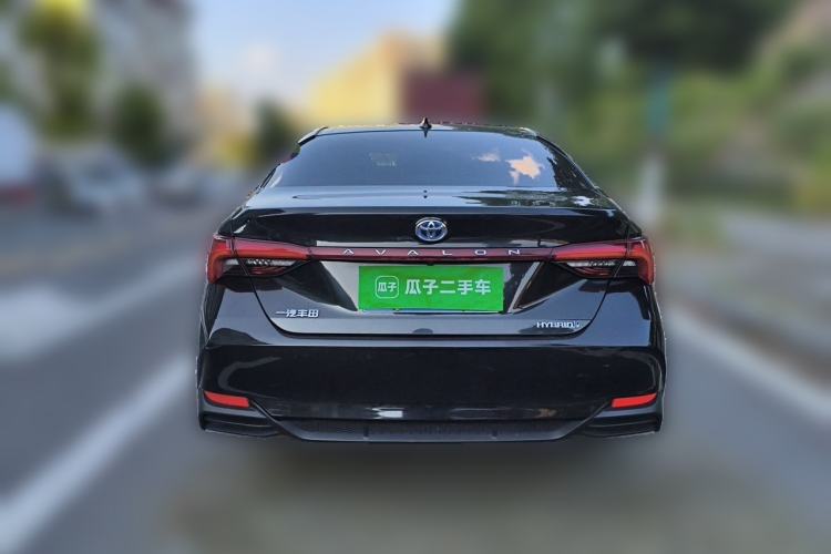 Used Toyota Avalon 2022 Dual-Engine 2.5L Luxury Edition Rear