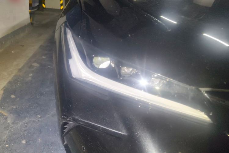 Used Toyota Avalon 2022 Dual-Engine 2.5L Luxury Edition Right Front Headlight