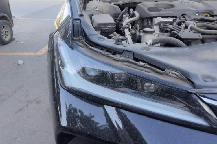 Used Toyota Avalon 2022 Dual-Engine 2.5L Luxury Edition Right Front Headlight