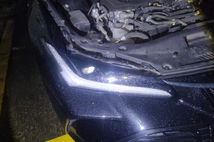 Used Toyota Avalon 2022 Dual-Engine 2.5L Luxury Edition Right Front Headlight