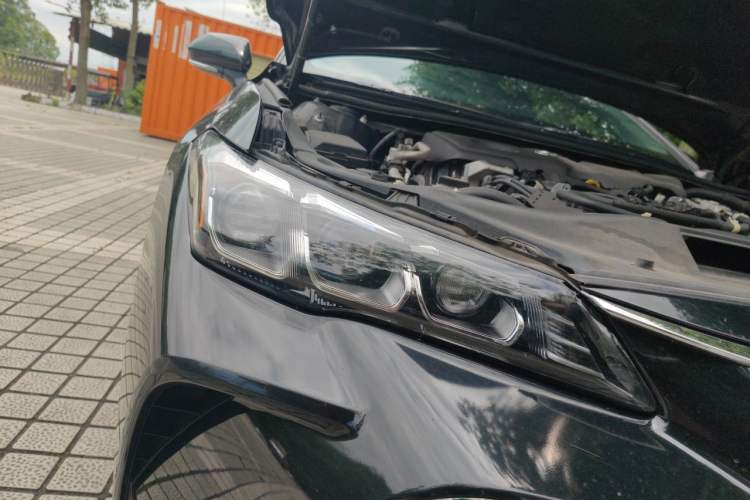 Used Toyota Avalon 2022 Dual-Engine 2.5L Luxury Edition Right Front Headlight