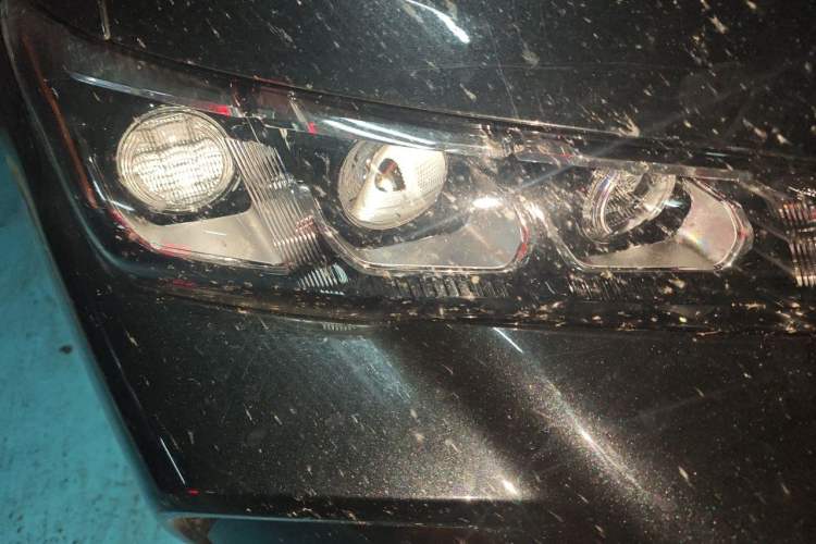 Used Toyota Avalon 2022 2.5L Luxury Edition Right Front Headlight