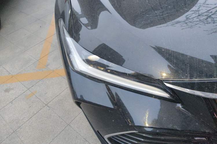 Used Toyota Avalon 2022 2.0L Ambition Edition Right Front Headlight