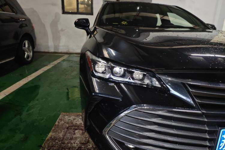 Used Toyota Avalon 2022 2.0L Ambition Edition Right Front Headlight