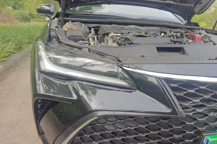 Used Toyota Avalon 2022 2.5L Luxury Edition Right Front Headlight