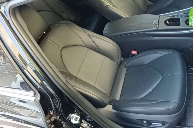 Used Toyota Avalon 2022 2.5L Luxury Edition Right Front Seat