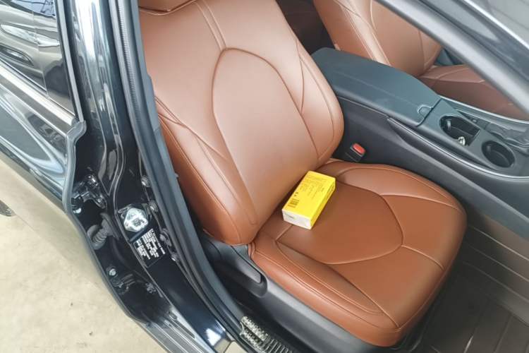 Used Toyota Avalon 2022 2.0L Ambition Edition Right Front Seat