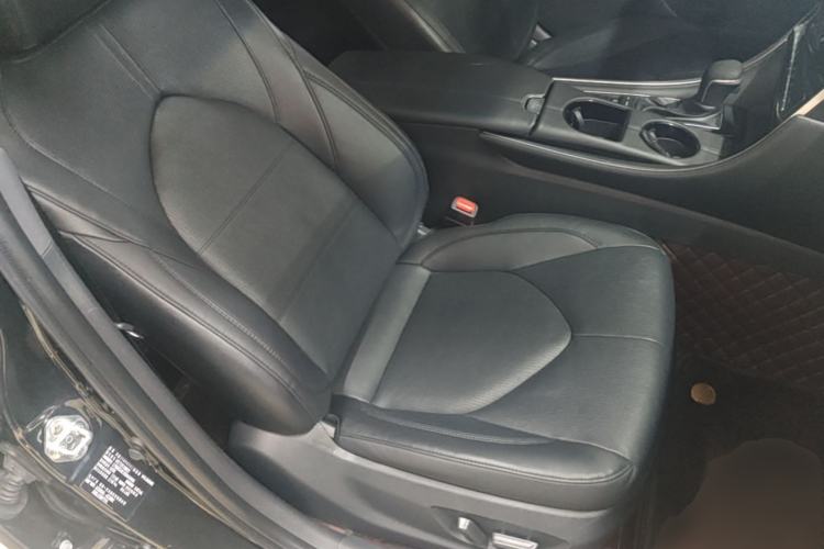 Used Toyota Avalon 2022 Dual-Engine 2.5L Luxury Edition Right Front Seat