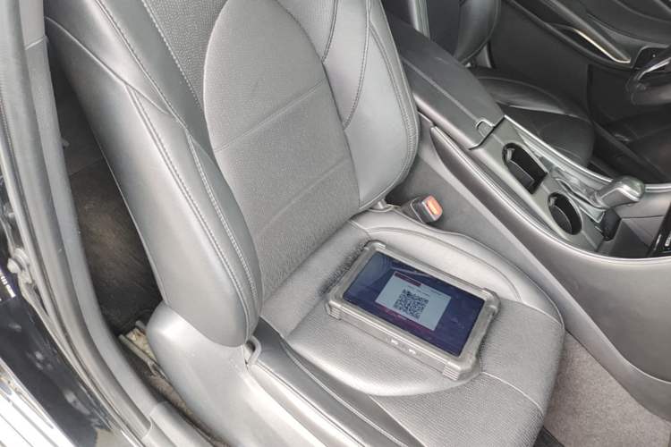 Used Toyota Avalon 2022 2.0L Luxury Edition Right Front Seat