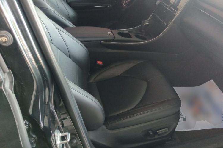 Used Toyota Avalon 2022 2.0L Luxury Edition Right Front Seat