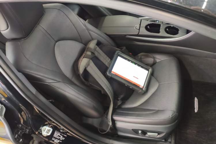 Used Toyota Avalon 2022 2.0L Luxury Edition Right Front Seat