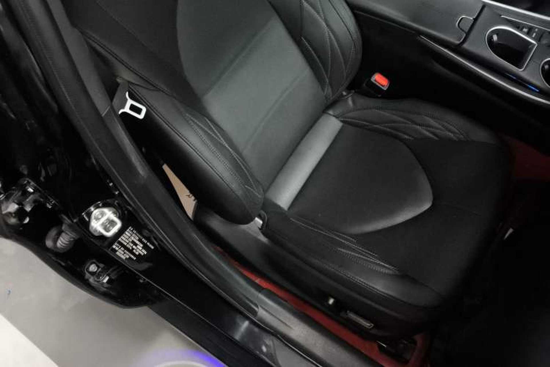 Used Toyota Avalon 2022 2.5L Touring Premium Edition Right Front Seat