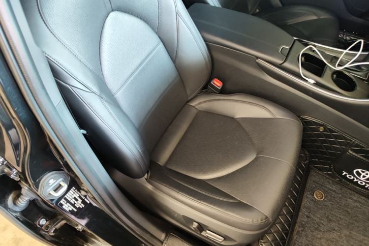 Used Toyota Avalon 2022 2.0L Luxury Edition Right Front Seat