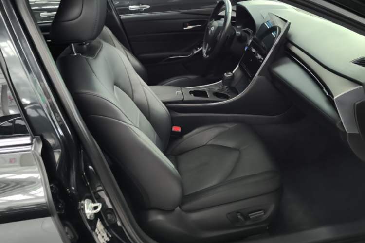 Used Toyota Avalon 2022 2.5L Luxury Edition Right Front Seat