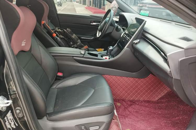 Used Toyota Avalon 2022 2.0L XLE Premium Edition Right Front Seat