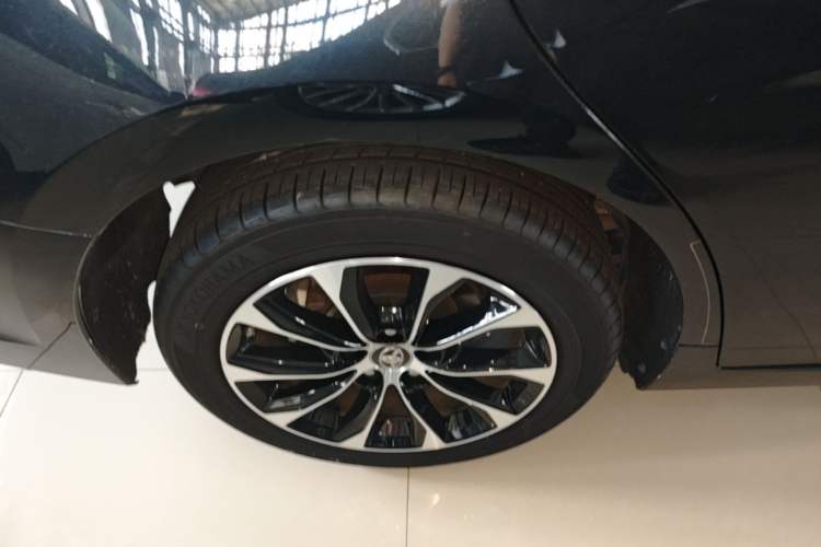 Used Toyota Avalon 2022 Dual-Engine 2.5L Luxury Edition Right Rear Wheel Hub