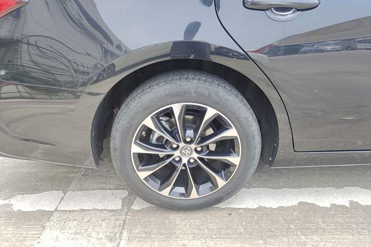 Used Toyota Avalon 2022 Dual-Engine 2.5L Luxury Edition Right Rear Wheel Hub