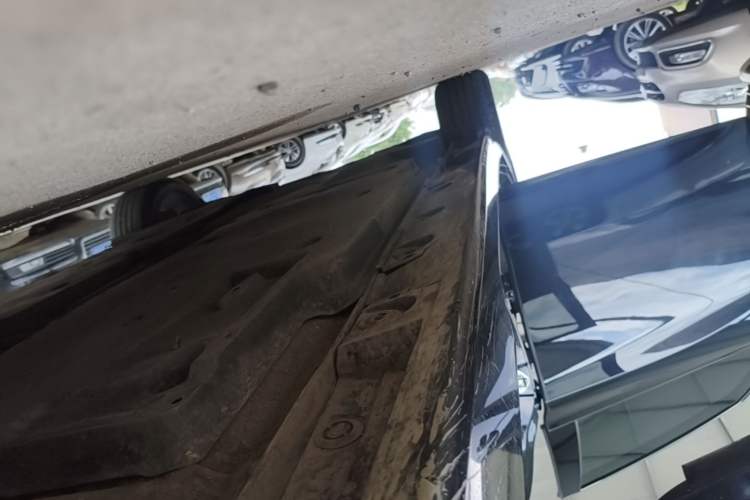 Used Toyota Avalon 2022 2.0L Ambition Edition Right Side Sill